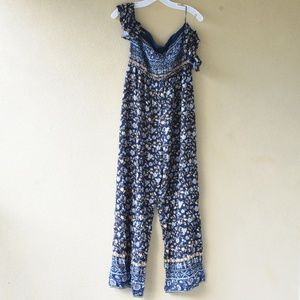 Flying Tomato Pants - NWT Flying Tomato Off Shoulder jumpsuit size Large Flying Tomato Pants - NWT Flying Tomato Off Shoulder jumpsuit size Large